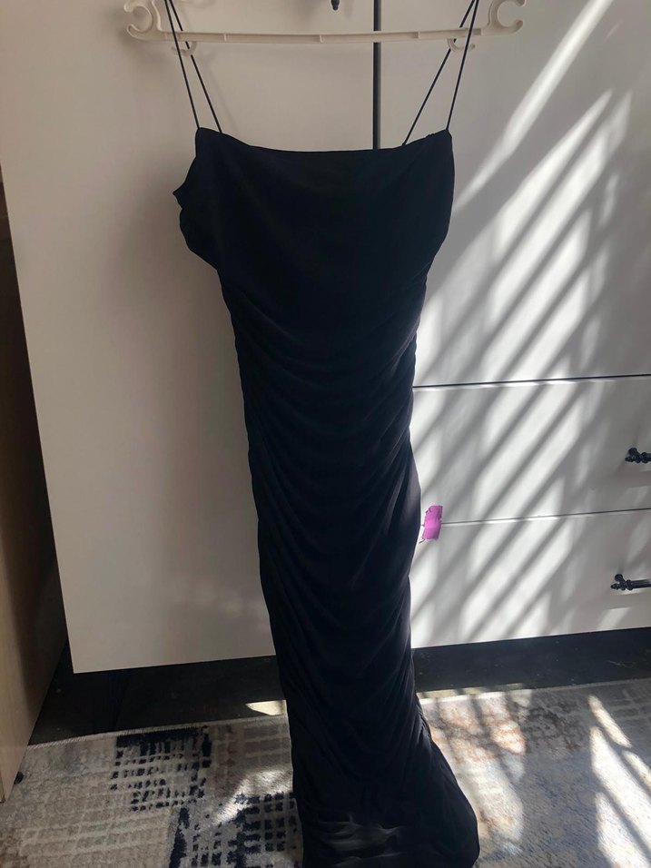 Siyah İnce Askılı Drapeli Midi Elbise - Görsel 2