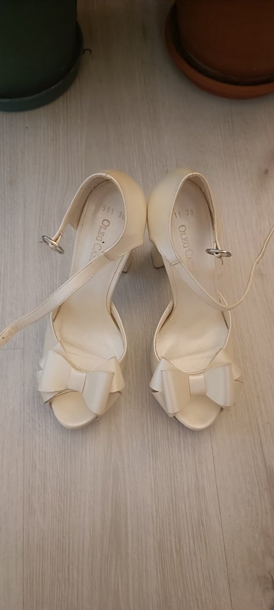Oleg Cassini beyaz gelin ayakkabısı - Görsel 3