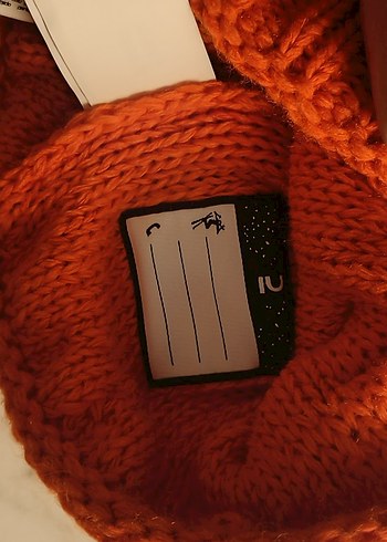 Turuncu Örgü Yün Çocuk Bere - Görsel 4