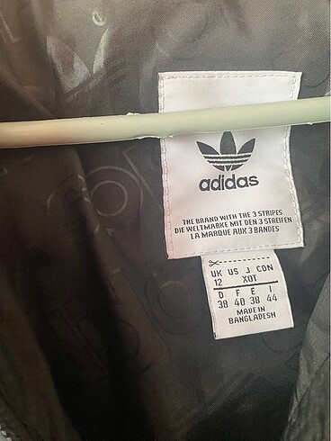 38 Beden adidas mont