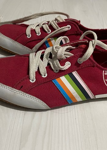 U.S Polo Assn. Renkli Çizgili Kırmızı Kadın Spor Ayakkabı