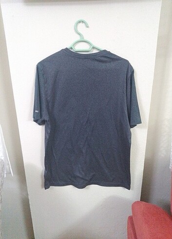 Decathlon tişört L bedendir  - Görsel 4