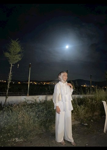 kat kat beyaz gömlek
