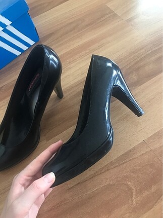 Topuklu ayakkabı