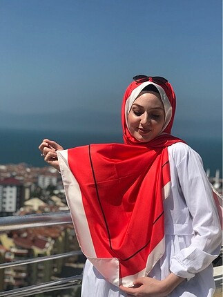 Twil kırmızı şal