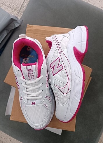 New Balance Kadın Spor Ayakkabı Yeni Sezon İthal Kalite Tr