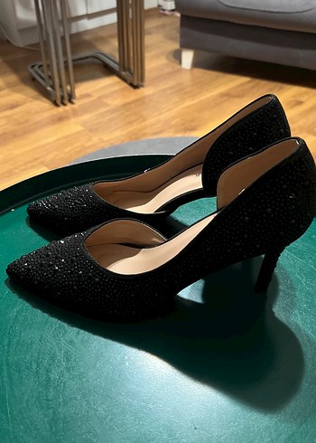 39 Beden Siyah Payetli Stiletto Topuklu Kadın Ayakkabı