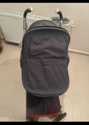 Maclaren Kırmızı Siyah Bebek Arabası - Görsel 3