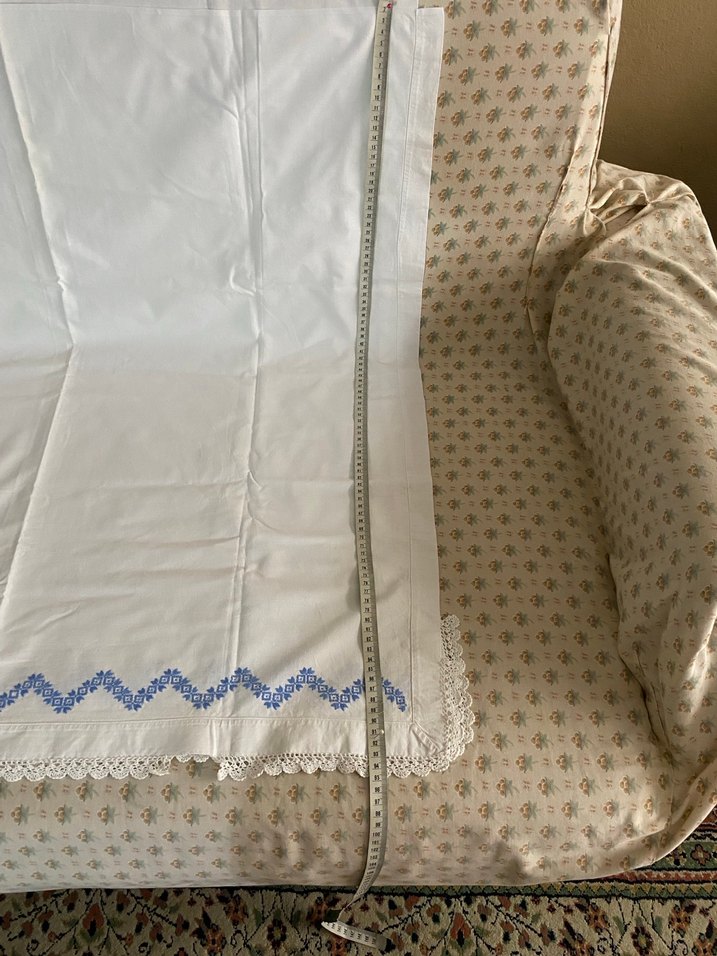 Eski model nakışlı örtü - Görsel 3