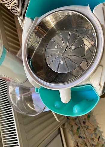 Meyve suyu sıkma makinası. - Görsel 3