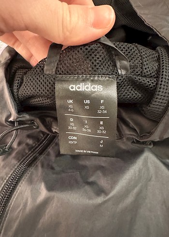 Adidas Siyah Kapüşonlu yağmurluk - Görsel 5