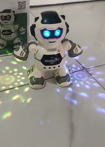 Sesli ışıklı robot 