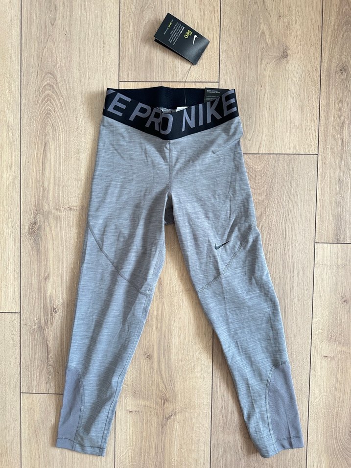 Nike Gri Yüksek Bel Spor Tayt — görsel 2/8