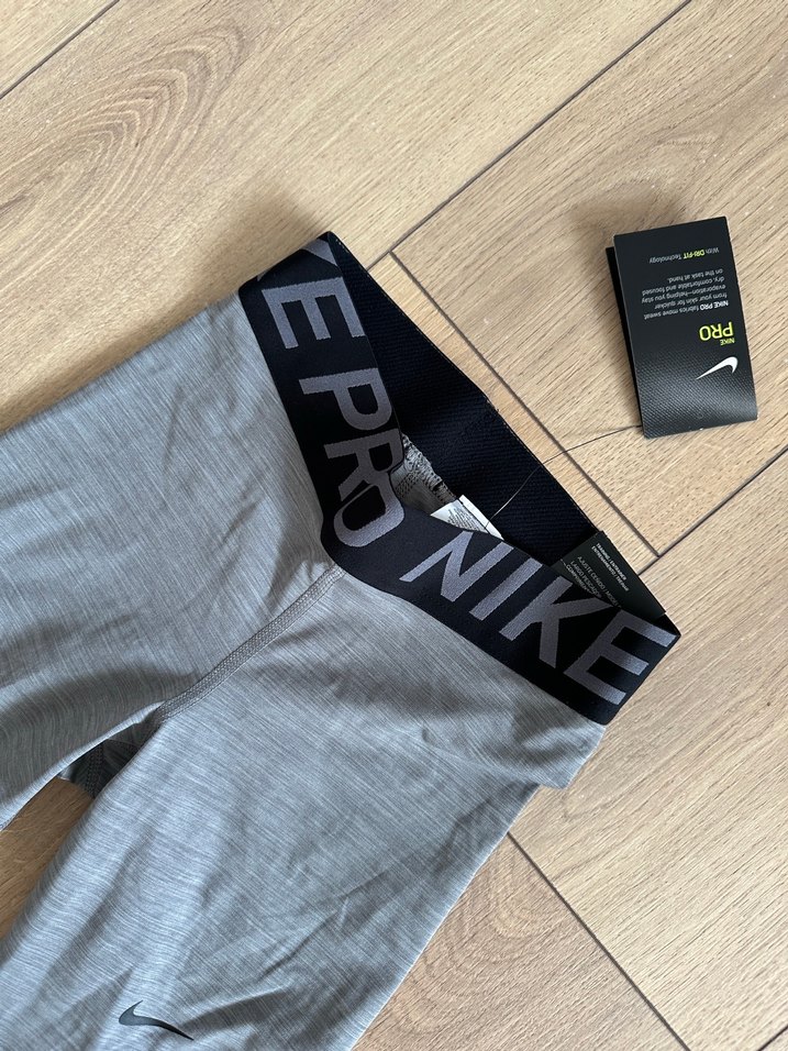 Nike Gri Yüksek Bel Spor Tayt — görsel 4/8