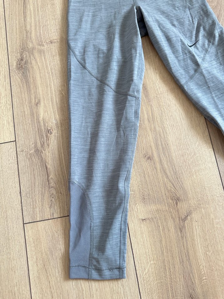 Nike Gri Yüksek Bel Spor Tayt — görsel 3/8