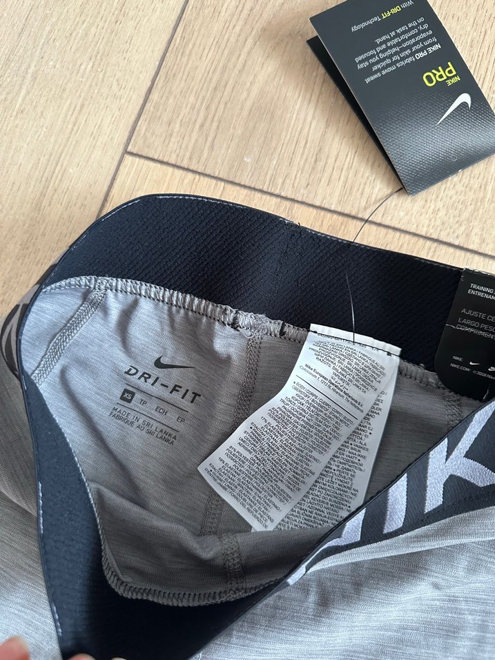 Nike Gri Yüksek Bel Spor Tayt — görsel 5/8