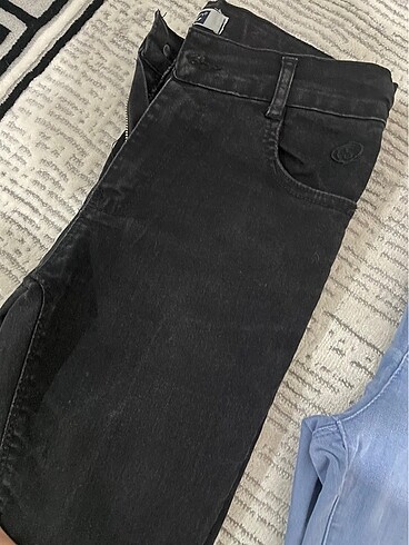36 Beden mavi Renk 3 adet kot pantolon