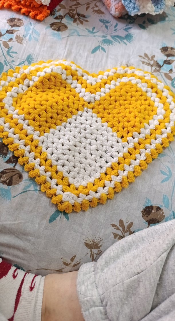 Renkli Sarı Kalp Şekilli Banyo Süngeri - Görsel 3