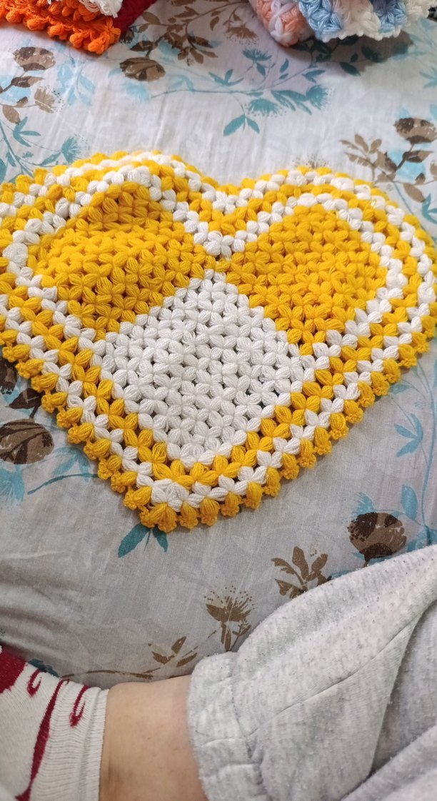 Renkli Sarı Kalp Şekilli Banyo Süngeri - Görsel 2