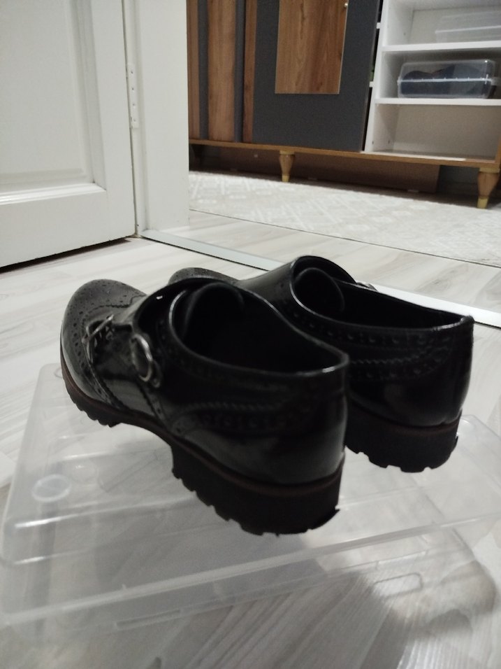 40 Numara Klasik Siyah Deri Tokalı İNCİ Marka Bayan Ayakkabı - Görsel 3