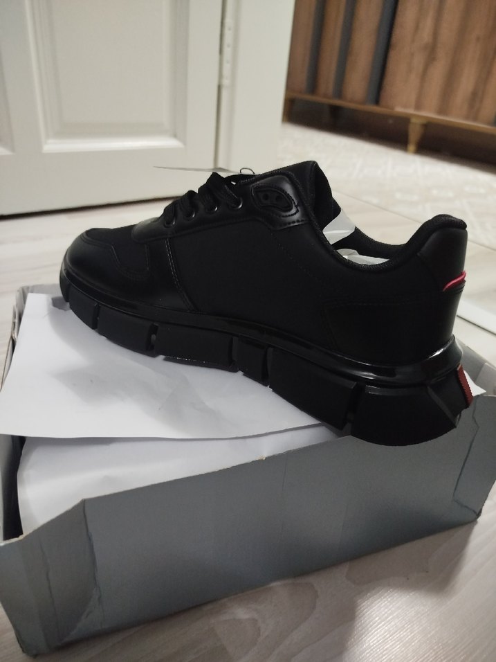 İTHAL PRADA MİLANO 43 NUMARA - Görsel 2