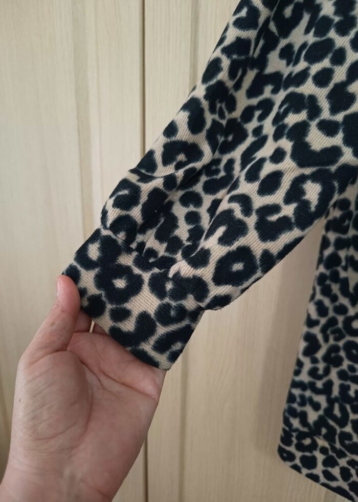 Leopar desenli şık bluz - Görsel 2