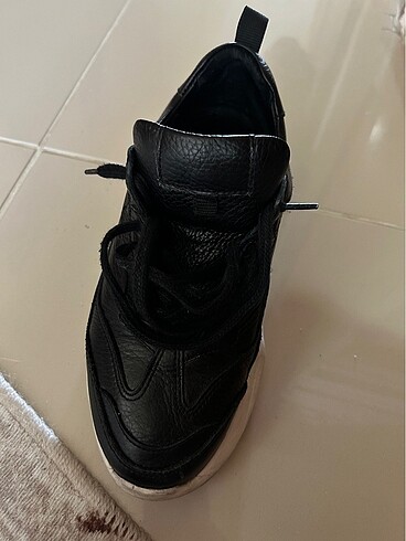 Neslihan Canpolat Neslihan Canpolat Sneaker