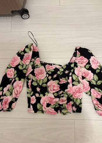 Pembe Çiçekli Vintage Mini Bluz