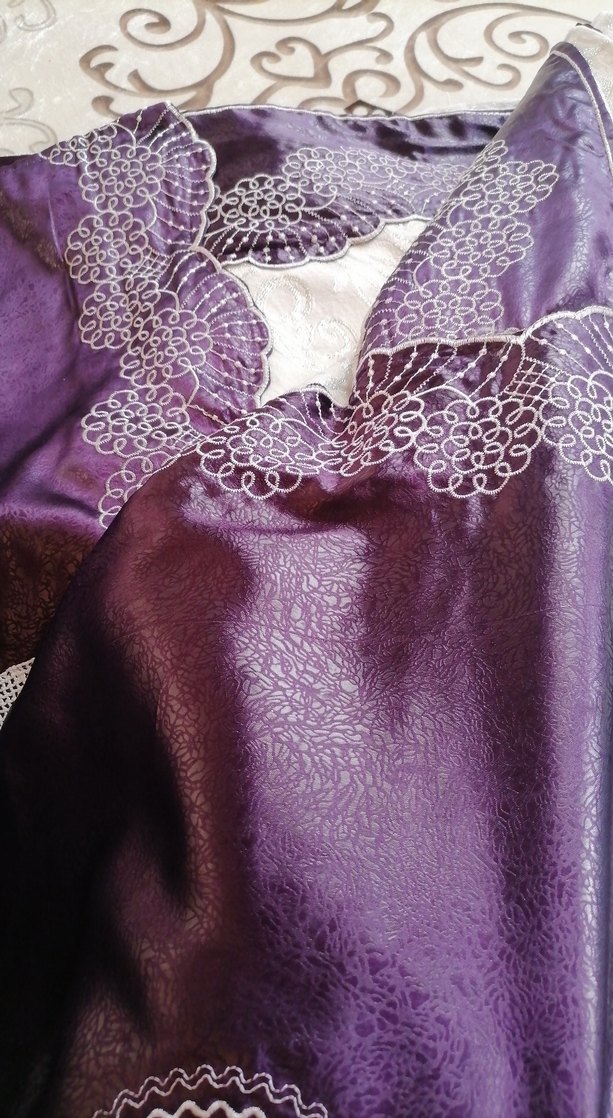 Mor İşlemeli Yatak Örtüsü - Görsel 5
