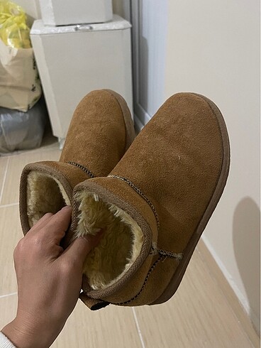 Ugg Ugg az kullanılmış 