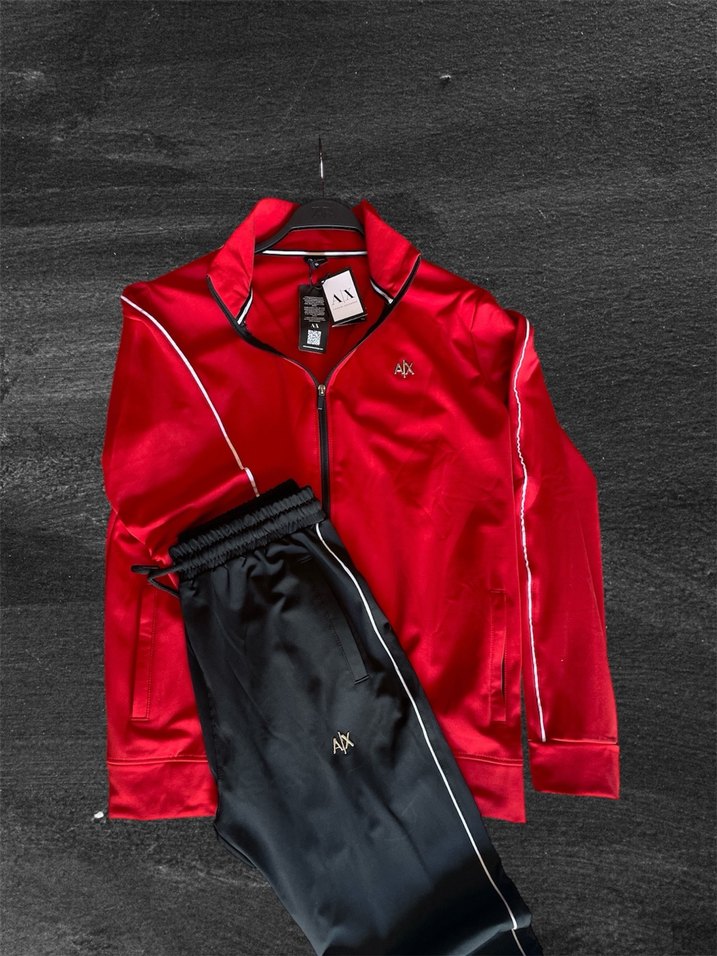 Kırmızı Fermuarlı Kadın Eşofman Takımı - Görsel 3