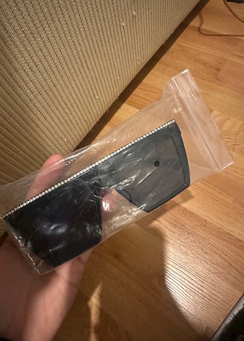 Parlak Siyah Taşlı Biker Kadın Güneş Gözlüğü - Görsel 2