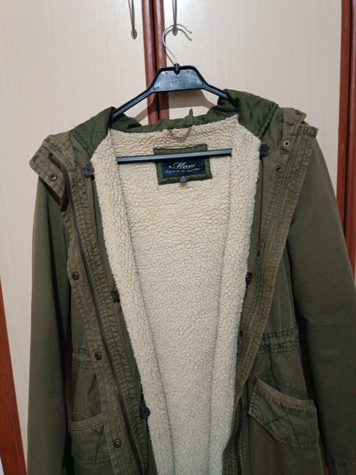 Haki renkli Kürklü Kapüşonlu Kadın mont. - Görsel 2