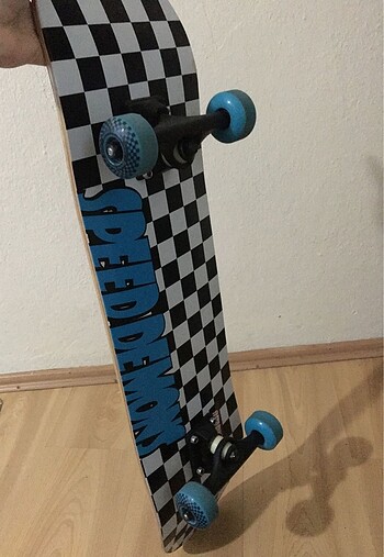 KAYKAY Speed Demons 7,75 Checkers Black Blue