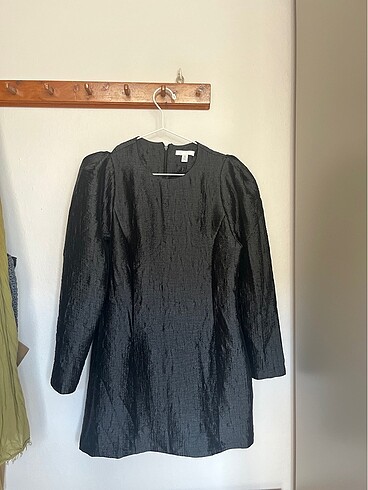 H&M H&M siyah balon kollu mini elbise