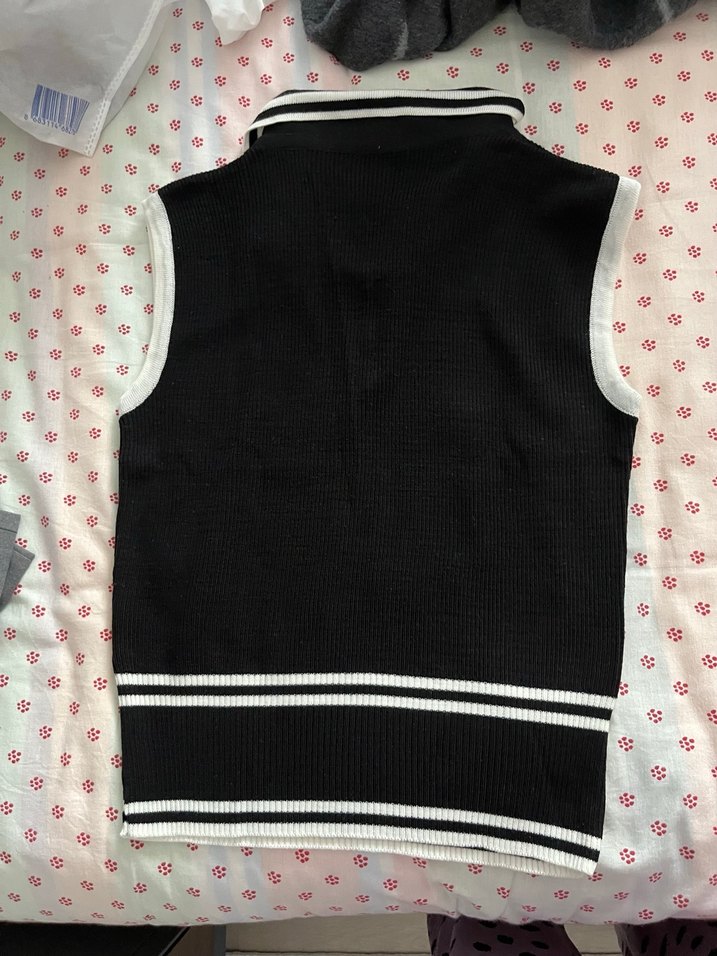 Siyah Yakalı Örgü Kadın Süveter - Görsel 2