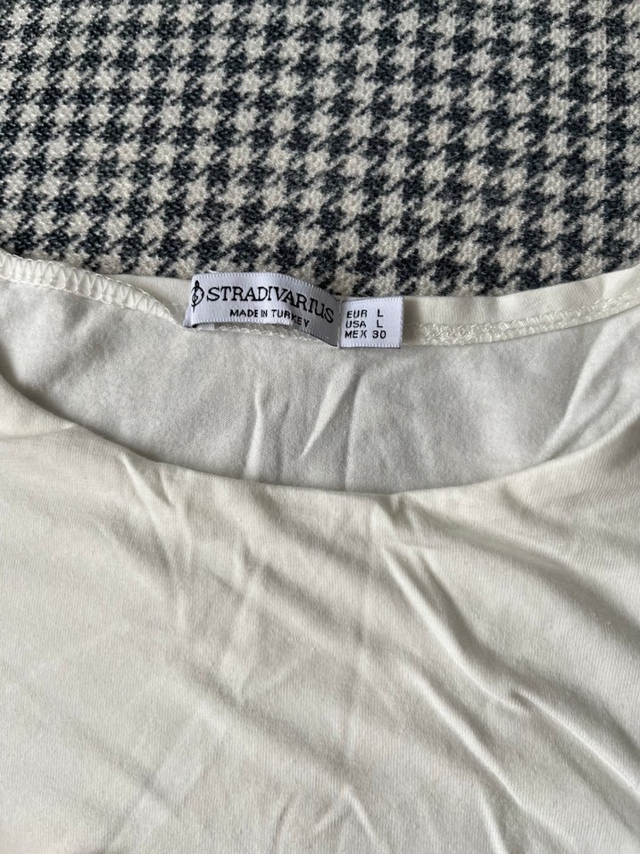 Kolsuz Beyaz Lacivert Çizgili üst - Görsel 3