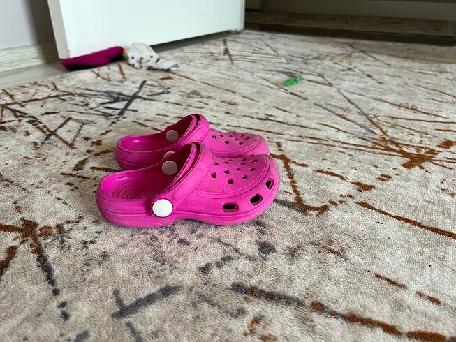 Crocs Kız çocuk terliği