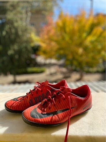 Nike futsal ayakkabı