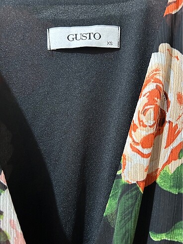 Gusto Gusto elbise