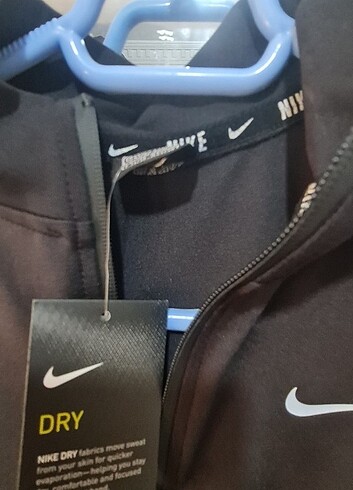Nike Nike crop ust