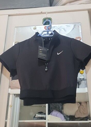 Nike crop ust