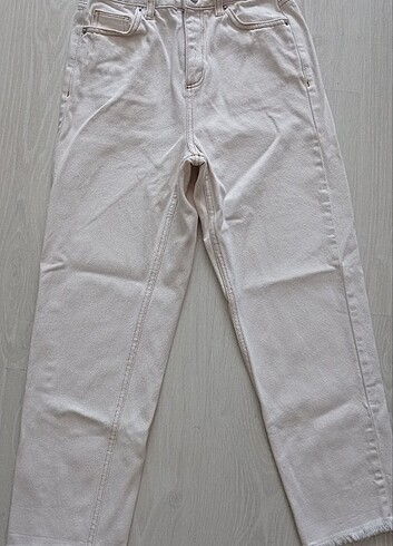 32 Beden Beyaz pantolon 
