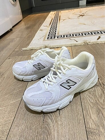 New Balance ve Comverse