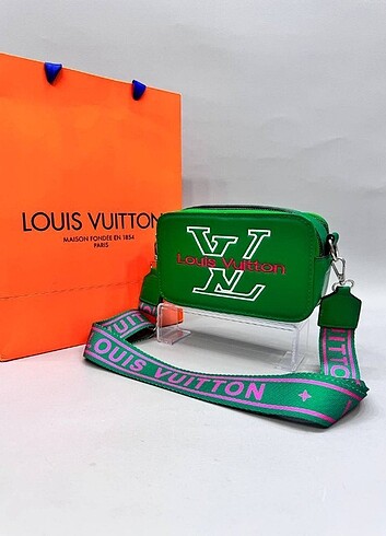 Louis Vuitton Louis Vuitton 