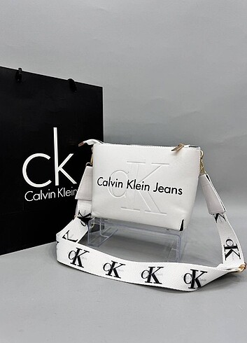  Beden çeşitli Renk Calvin klein 