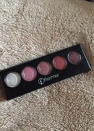 universal Beden Flormar far paleti
