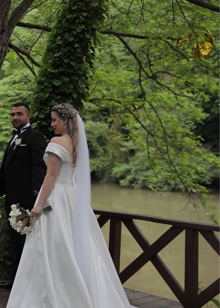 Saten gelinlik - Görsel 4