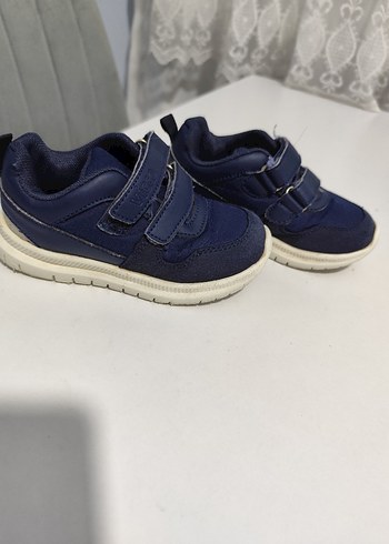 24 Beden Mavi Erkek Çocuk Spor Ayakkabı