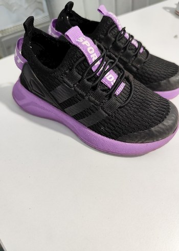 26 Beden Siyah Mor Bağcıklı Spor Stiletto Sneakers